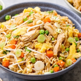 Cơm Chiên Gà Xé