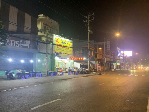 Quán ăn Thành Ký vào buổi tối